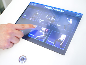 Esthelab schermo led touch per la scelta del trattamento da effettuare